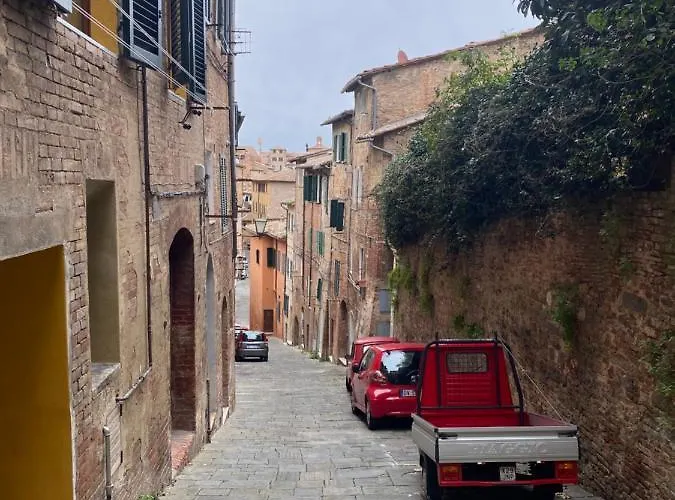 La Finestra Sulla Torre Siena