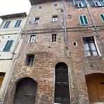 La Finestra Sulla Torre Apartment Siena